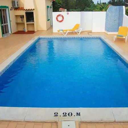 Vila Medronho Tinoco Patroves